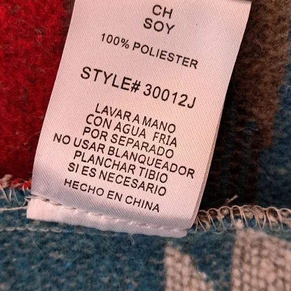 Aztec Patterned Jacket - Picture 10 of 10